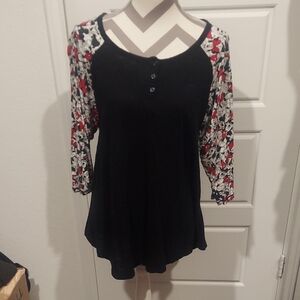 Mickey Mouse 3/4 Sleeve Women's Top